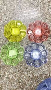 💙 จานสี 9 หลุม จานสีใสดอกท้อ จานสีอะคริลิค MP-1 ขนาด 5.5 นิ้ว คละสี | KKNT