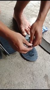 Pentolan Sandal Ban Variasi Japit: Desain Unik & Nyaman
