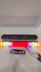 (ราคาต่อข้าง) ไฟท้ายรถบรรทุก ไฟท้ายติดรถ รุ่นเรซซิ่ง ขนาดยาว 60 cm รองรับไฟ 12v-24v (ไฟท้ายเรซซิ่ง)