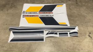 สติ๊กเกอร์แบบดั้งเดิมรถ 6 ล้อ ยี่ห้อ ISUZU คําว่า 3.9 DIESEL DIRECT INJECTION ติดรถ แต่งรถ อีซูซุ sticker