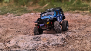 WLtoys104010 1:10 RC Car 4WD Electric Climbing Car 2.4G Remote Control Off-Road Vehicle Models Toys