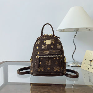 Fashionable Lightweight Commuter Backpack