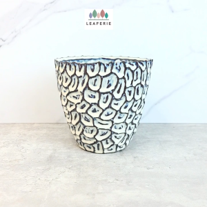 The Leaferie Azur Flowerpot flowerpots . flower pot . plant pots . planter . planters . Ceramic