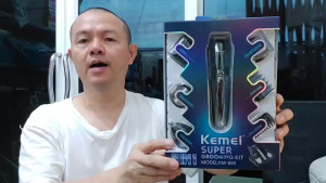 ปัตตาเลี่ยน KEMEI KM-600 ปัตตาเลี่ยนไร้สาย โกนหนวด ถอนขนจมูก11IN1 แบตตาเลี่ยนตัดผม ปัตตาเลี่ยนตัดผม