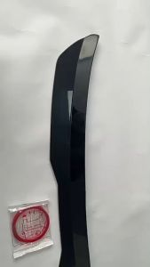 Spoiler Mobil Sedan & Hatchback: Aksesoris Stylish untuk Desain Mobil