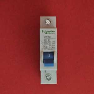 MCB Schneider Biru 1 Phase CL2 2A Ampere