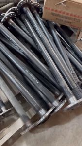 Trục láp 20 then 14 lỗ láp hoặc 10 lỗ láp cho xe ô tô 35 tấn đến 6 -7 tấn đùm cầu 140 145 phổ biến láp 1090 dài 96cm 98cm 103cm phủ bì