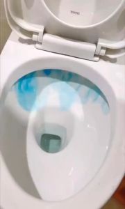 Chai thả bồn cầu làm sạch diệt khuẩn Mr.Fresh Hàn Quốc 180g