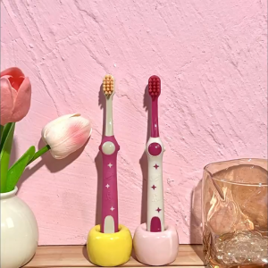 Childrens Toothbrush 6-pack Soft Hairbrush Space Theme New Set for Childrens and Teeth Protection