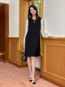 French Teardrop Collar Water Shimmer Sleeve A-Line Knit Dress