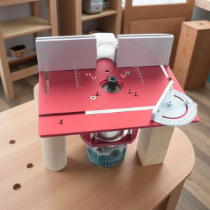 Tấm Lót Bàn Định Hình Bằng Nhôm Với Thước Đo Góc Nghiêng Và Thanh Chắn Trượt Tấm Lật Chính Xác Cho Chế Tác Gỗ Dùng Cho Bàn Và Xưởng.