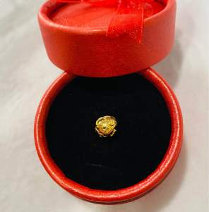 Charm bi titan in hoa văn kim tiền tài lộc 8-10li mic vòng bền đẹp ý nghĩa