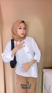 Zevanya Blouse Wanita Terbaru / Blouse wanita terbaru