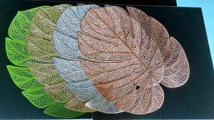 PVC monstera placemat / Tatakan alas piring