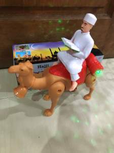 Mainan JERAPAH-SINGA-GORILA-UNTA anak musik dan berjalan