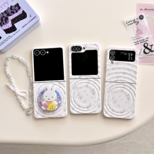 เคสโทรศัพท์มือถือ MagSafe ดูดซับแบบพับได้ Miffy Rabbit ลายดอกไม้สีม่วง ป้องกันการตกหล่น สำหรับ Samsung ZFlip7 ZFlip6/5 ZFlip4/3