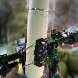 360 ° ปรับมือจับรถจักรยานยนต์ที่วางแก้วสากลจักรยานรถจักรยานยนต์ขวดน้ํากรงสําหรับMTBขี่จักรยานถนนADVรถมอเตอร์ไซด์