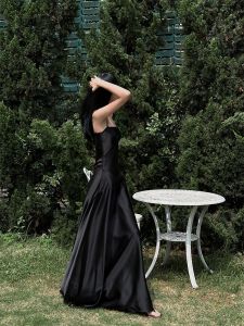 VENUIE | Elegant Party Evening Black Dress