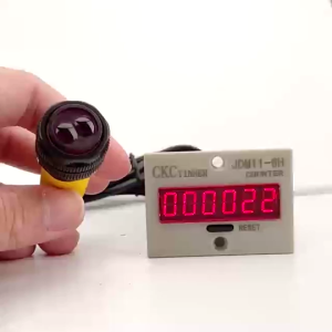 Sensor Photoelectric E3F-DS10C4 / Sensor Pendeteksi Jarak Fotolistrik