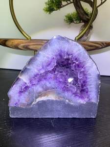 TSK Crystal ZJD001  天然紫晶洞 巴西产 紫气东来 招贵人运 Natural Brasil Amethyst Cave Series