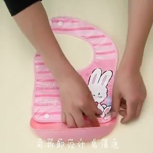 Celemek Karakter Bahan Silikon Slabber Bayi Plastik Waterproff