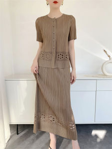 Miyake New High-End Pleated Casual Fashion Design Sense Top + Skirt Set (Top and Skirt Sold Separay) # S-526 # B-525
