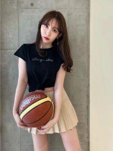 เสื้อยืดคอกลมแขนสั้นพิมพ์ลายสบายๆ สไตล์ญี่ปุ่น เสื้อผ้าทำงานฤดูร้อนสำหรับผู้หญิง ทรงตรง ความยาวปกติ