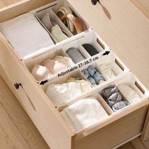 Expandable Storage Box with Rollers