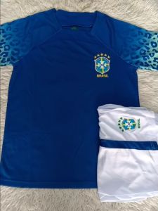 ชุดเสื้อกีฬาฟุตบอลผู้ใหญ่แขนสั้น กาเกง สีน้ำเงิน 2023 ทีมชาติบราซิล ประกอบสำหรับการค้มเกมเนื้อผ้าตาข่ายระบายอากาศดี นุ่มดี ใส่สบายสีสดใส คุณภาพดี ติดต่อราคาพิเศษ ปลอดภัย พร้อมส่ง