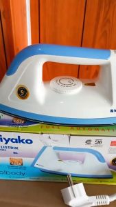 Setrika Miyako EI1008MBL 395W Anti Lengket dengan Pemanasan Cepat dan Fitur Pengaturan Suhu