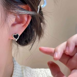 Design Sensation Double-Sided Wear Mini Heart Shaped Earrings for Women Elegant Versatile Fashion Jewelry Ear Cuffs