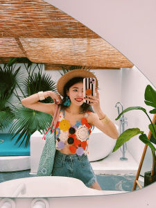 Beach Vacation Style Hollow out Knitted Crop Top Womens Sweet Design Sensation Hooked Flower Vest Short Length Heart Pattern