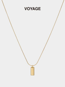 Golden Block Pendant Necklace Womens Elegant Cool High-End Lightweight Luxury Clavicle Chain Vintage Small Gold Brick Accessory