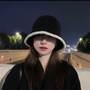 Furry bucket hat fishermans hat winter 现货渔夫帽 大头围帽子 毛绒帽子 毛绒渔夫帽 网红渔夫帽 冬天帽子 保暖帽子 拼色帽子 百搭帽子 毛毛帽 毛绒绒帽子 现货帽子