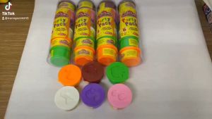Đất Sét Nặn 6 Màu Vui Nhộn Có Khuôn Colour Dough Đất Nặn Thủ Công Mỹ Thuật Đồ Chơi Trẻ Em Sáng Tạo Khéo Tay Có Mùi Thơm