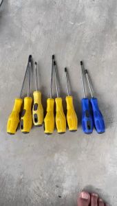 Obeng Magnet Gagang Karet HDT JH-21 Obeng 6" Minus (-) Drei Min Panjang 25cm 6 Inchi