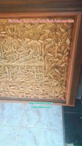 Kaligrafi Dinding Ayat Kursi Ruang Tamu Ukuran Jumbo Mewah Seni Ukir Kayu Jati Relief