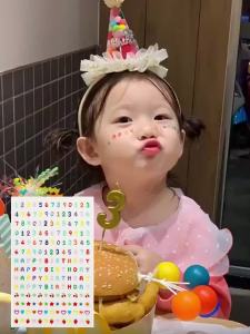 Yolanda【มีสินค้าในสต๊อก】 สติ๊กเกอร์แต่งหน้า ติดทน ติดนาน ตัวอักษร ตัวเลข ประดับ DIY Makeup Sticker
