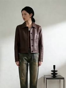 XMO | Áo Khoác Da Cừu Phong Cách Rộng Rãi Cổ Vuông