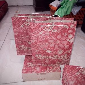 [ MURAH ] 100PCS Paper bag sedang UK 21×17×5cm motif batik