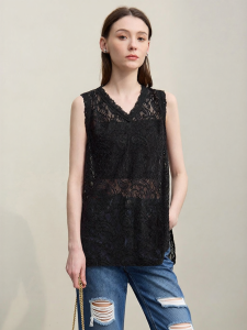 AMII | New Light Lace Paisley Pattern Vest