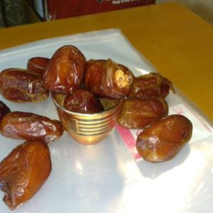 (gratis ongkir) COD Kurma madu GOLDEN VALLEY kurma Mesir /kurma kiloan 500gram/ 1kg murah