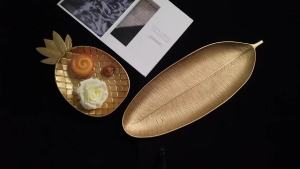 Nordic Decorative Tray Gold Leaf Shape Serving Tray Jewelry Pallet Fruit Snack Dish Table Decoration Storage Organizer