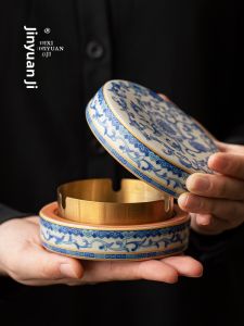 XIYUANJI | Đĩa Đựng Tro Thuỷ Tinh Không Gỉ Có Nắp Sứ Bạc và Trắng