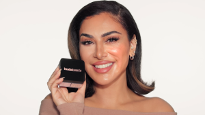 Huda Beauty NEW Easy Bake Duo Loose Powder