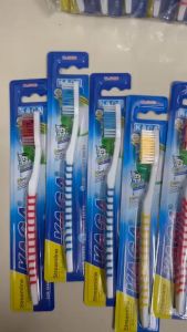 Combo 12 cây bàn chải đánh răng cước cứng nhiều màu sắc KAGA 901.