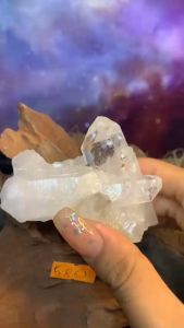 bụi đá thạch anh tinh thể phale Lemurian tán sắc tự nhiên năng lượng Vũ trụ 580