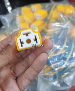 PNP Socket lampu H4 Bahan keramik Soket Seal Beam / Relay Lampu Bisa Untuk Motor Mobil