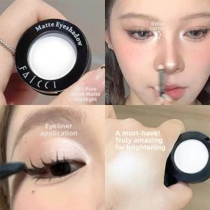 Tear Ditch Concealer Mono Eyeshadow