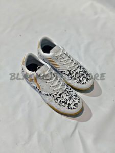 Sepatu Futsal ORTS JGSLA CRUSHER Ivory Hitam Orange Komponen Pria Dewasa